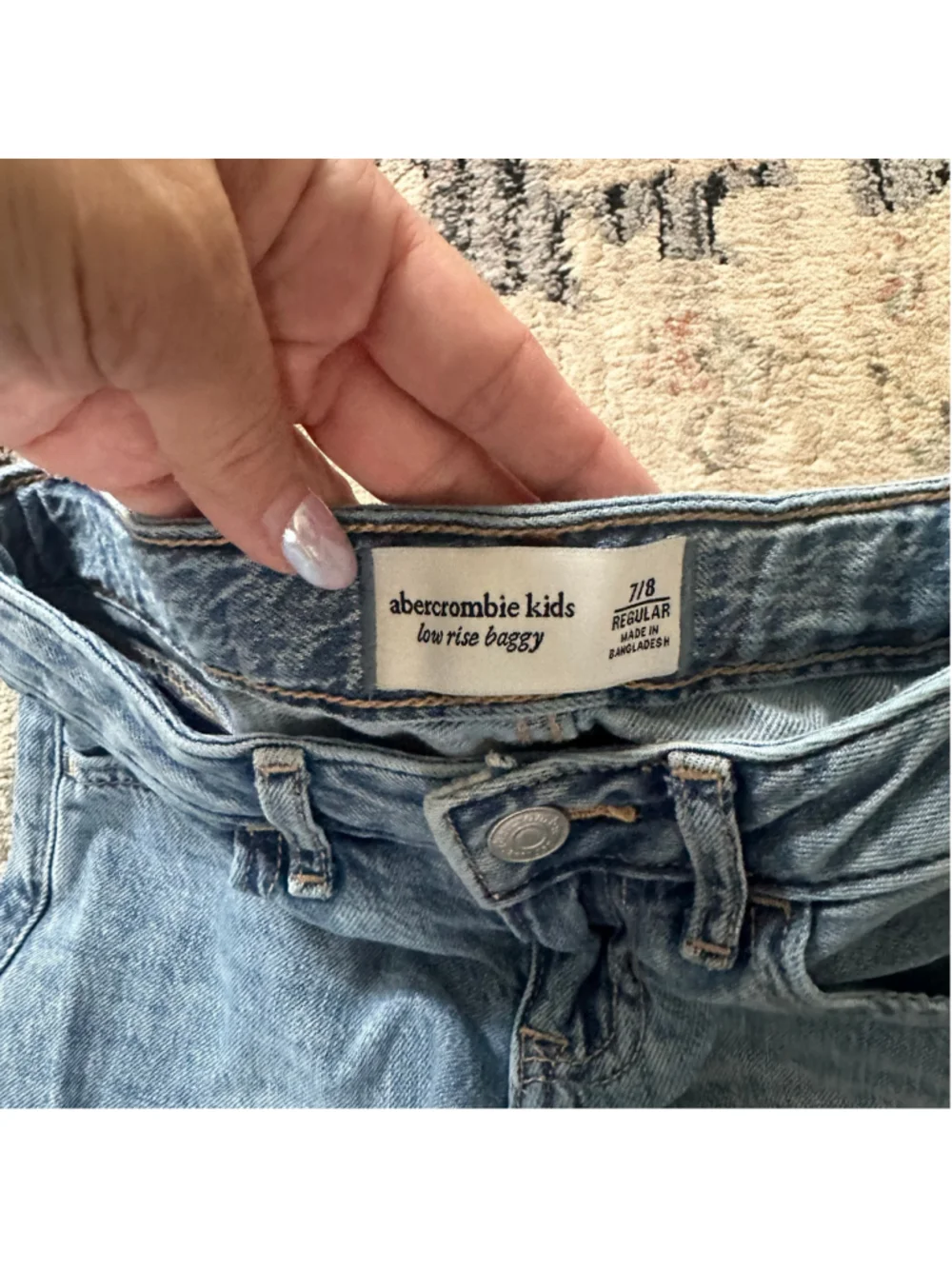 Girls Abercrombie Kids Low Rise Baggy Jeans Size 8 Blue